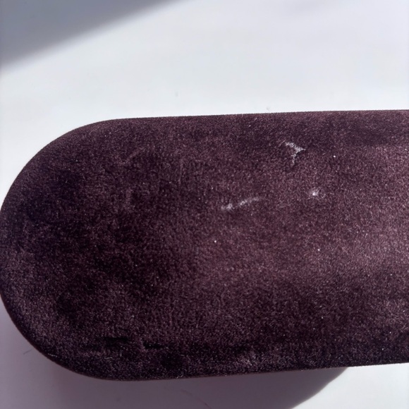 Tom Ford Velvet Sunglasses Case in Dark Brown with Gold Logo - Picture 5 of 10